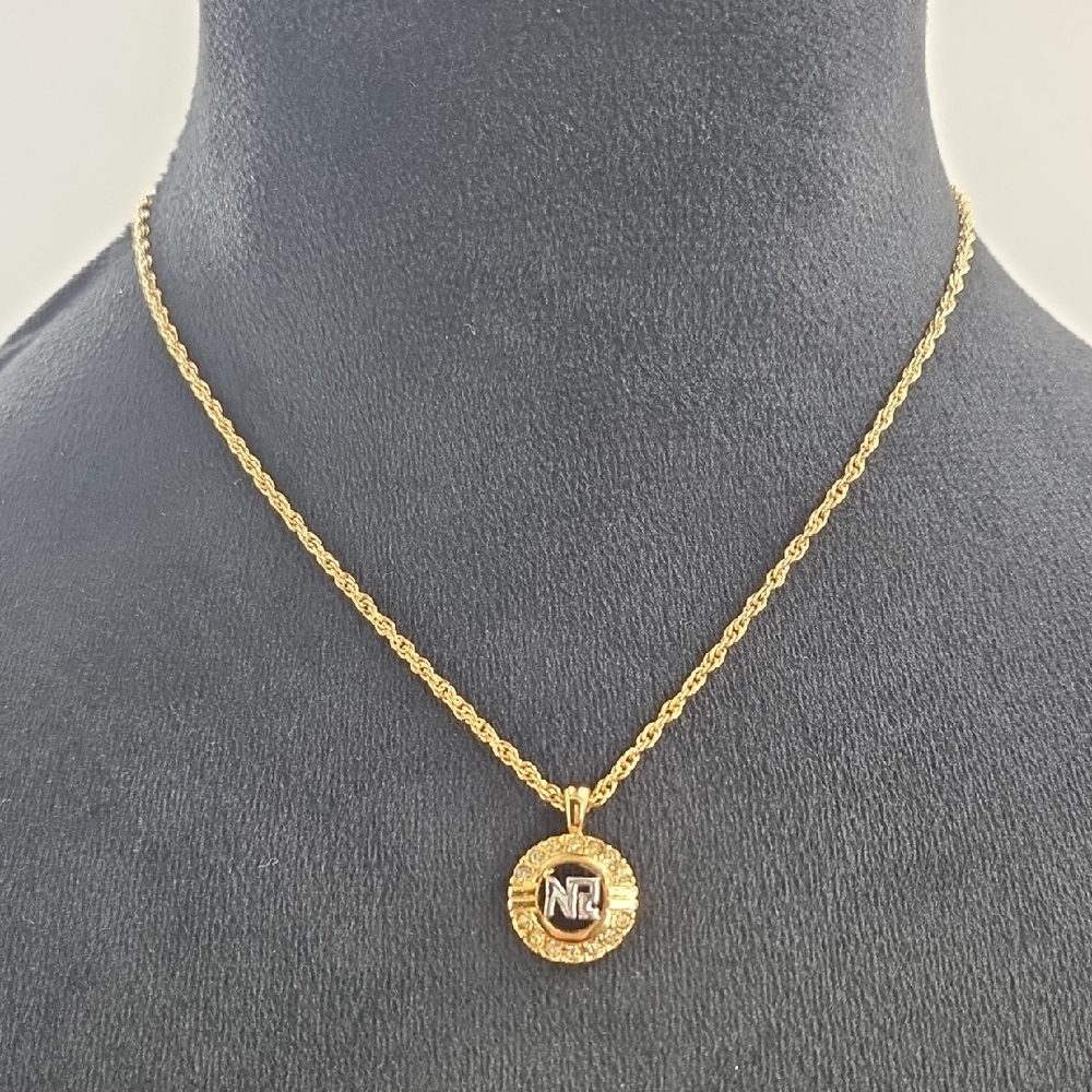 Elegant Nina Ricci Pendant Necklace